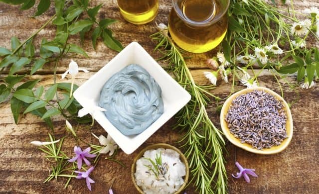 6 Reasons why Natural and Organic Skin Care Products are Better